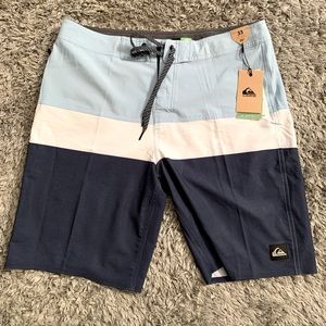 Quicksilver Men Blue and White Swim Trunks